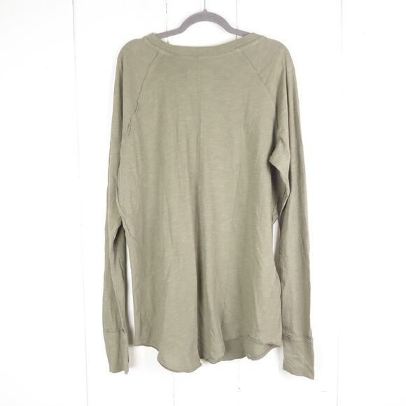 We The Free Shirt Womens SZ M Arden Oversized Slouchy Boho Classic Everyday - Picture 9 of 10